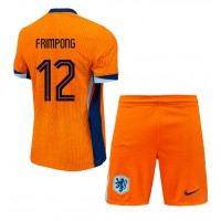 Maglie da calcio Olanda Jeremie Frimpong #12 Prima Maglia Bambino Europei 2024 Manica Corta (+ Pantaloni corti)